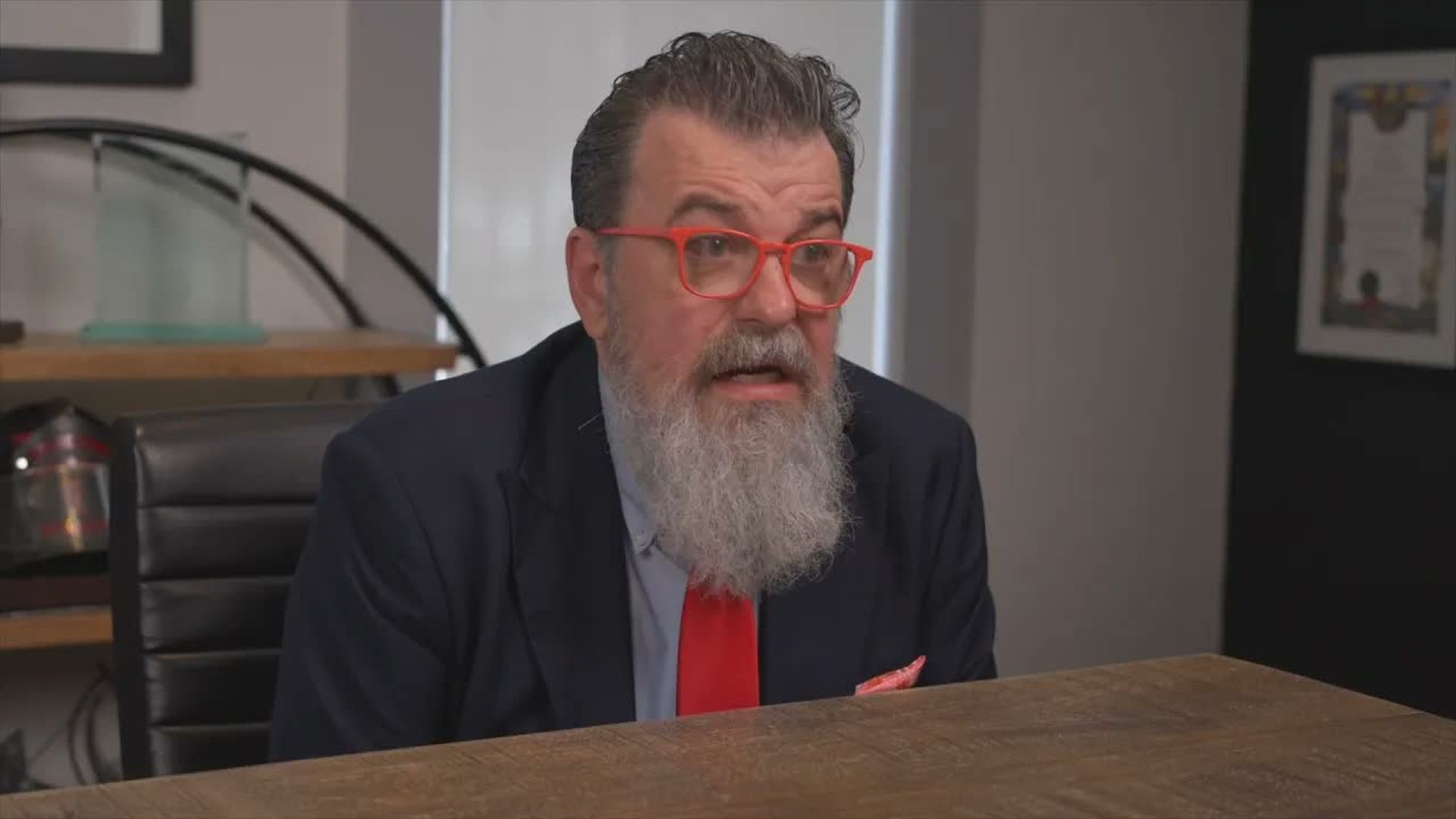 DM25-Getting Dick - Houston Lawyer Eric Dick - Dolcefino Media